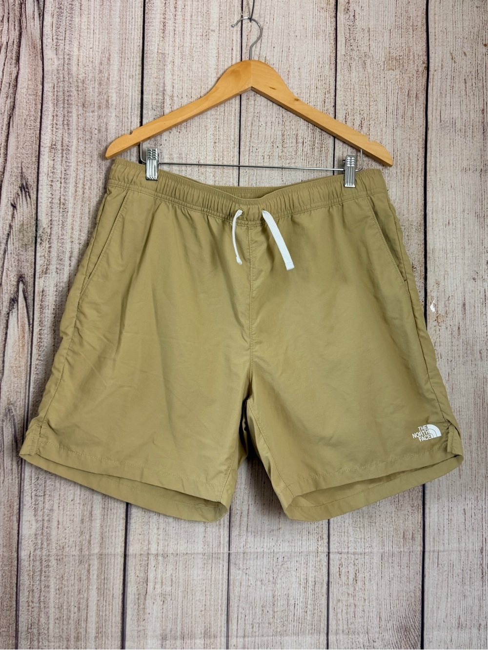 The North Face Men's Shorts size Large